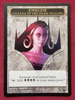 Magic The Gathering 2013 CORE SET M13 LILIANA OF THE DARK REALMS EMBLEM MTG - Image 1