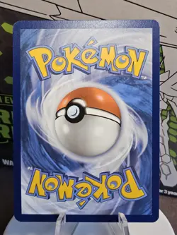 Pokemon TCG, Orbeetle V - 020/185 Vivid Voltage Ultra Rare - NM - Image 2