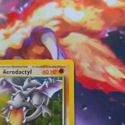 Pokemon TCG Aerodactyl Holo Fossil 1/62 Unlimited Edition - Image 4