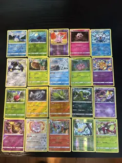 Pokemon TCG Holo Reverse Lot Of 20 Mixed Cards - Image 1