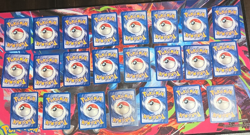 Pokemon TCG Lot of 23 vintage base set WOTC Gyarados 1999 cards HP-DMG - Image 2