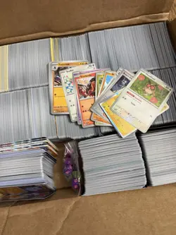Pokemon TCG Card Lot BULK - Image 2