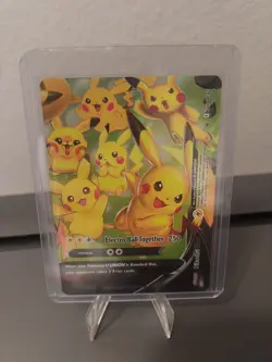 Pikachu V-Union - SWSH142 Holofoil SWSH: Sword & Shield Promo Cards Promo - Image 1