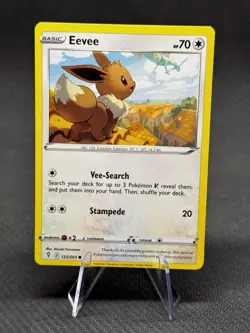 Pokemon TCG - Eevee 125/203 Common - Evolving Skies NM - Image 1