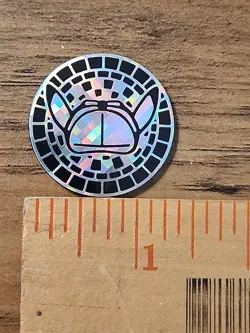 2019 Pokemon Detective Pikachu Coin NM Silver Pixel Holo Large 1 3/8" TCG - Image 2