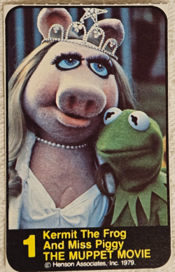 1979 General Mills The Muppet Movie Card #1a Kermit The Frog & Miss Piggy - Image 1