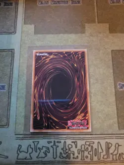 YUGIOH 2X MAD DOG OF DARKNESS IOC-057 RARE UNLIMITED ED 1996 PRINT - Image 4