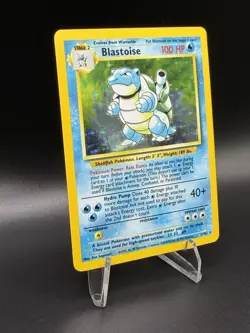 Pokemon TCG Vintage Blastoise 002/102 Base Set Holo - LP-/MP+ - Image 3