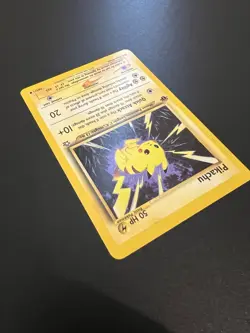 Pikachu 70/111 Neo Genesis 1st Edition 2000 Pokemon Card Common NM - Image 4