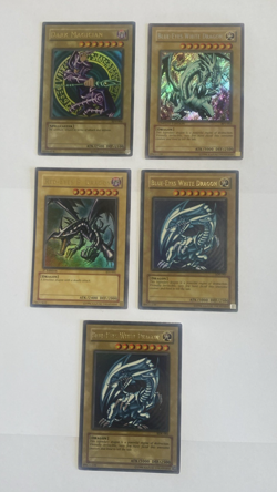 Lot Of 5 Yu-Gi-Oh Cards Dark Magician & Blue Eyes & Red Eyes Dragon 1996 - Image 1