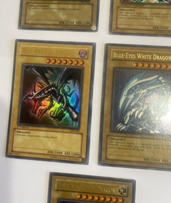 Lot Of 5 Yu-Gi-Oh Cards Dark Magician & Blue Eyes & Red Eyes Dragon 1996 - Image 5