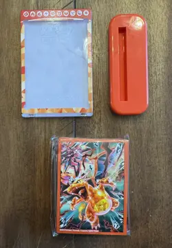 9x Pokemon Magnetic Card Holders With Stand and Pack of Charizard Card Sleeves - Image 2