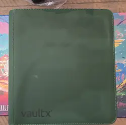 Vault x Forest Green 12-Pocket Exo-Tec Zip Binder 480 Cards Used Near Mint - Image 3