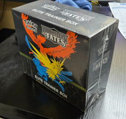 Pokemon TCG: Hidden Fates Trainer Box, 2019 Sealed 820650804731 - Image 4