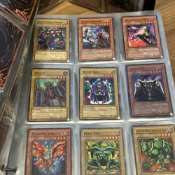 Huge Vintage Yugioh Binder Collection 1000 Card Lot - LOB MRL MRD SDK SDY PGD - Image 4