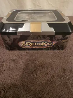Redakai Conquer the Kairu Battle Tin w/ Kairu Cards Lot Spin Master 2011 - Image 1