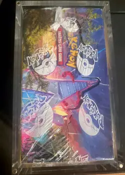 POKEMON EVOLVING SKIES BOOSTER BOX W/ ACRYLIC CASE - Image 4