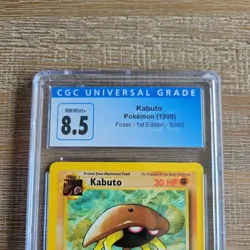 1999 POKEMON FOSSIL 1ST EDITION KABUTO CGC 8.5 - Image 2