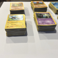 Pokemon TCG Trading Cards LOT 900 mixed Pokemon cards " Common, Rare & Uncommon* - Image 4