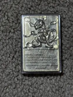 23 K Gold Plated Mew Two Pokemon Card (Nintendo 1999) - Image 2