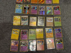 40 CARD LOT - Pokemon Cards - ALL HOLO, RARE, PIKACHU, CHARIZARD VMAX, AND MORE! - Image 3