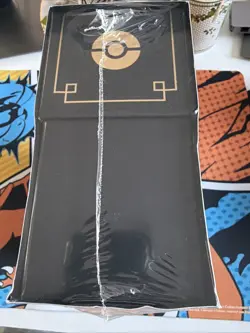 Pokemon TCG Sword & Shield Elite Trainer Box Plus Zacian SEALED ETB - Image 5
