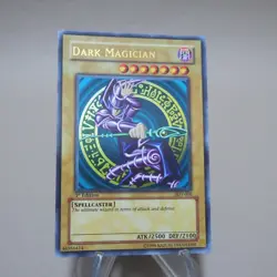 Yu-Gi-Oh Dark Magician SDY-006 Ultra Rare 1st Edition EX Asian English k256 - Image 4