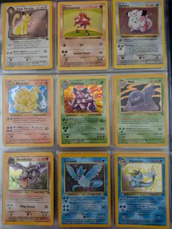 Vintage Pokemon Card Binder Lot 250+ cards shadowless / 1st Edition / holo - Image 1
