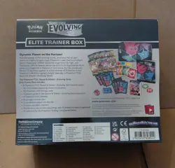 Pokemon SW&SH Evolving Skies Elite Trainer Box Factory SEALED w/ Protector - Image 3