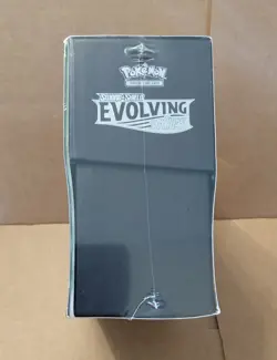 Pokemon SW&SH Evolving Skies Elite Trainer Box Factory SEALED w/ Protector - Image 5