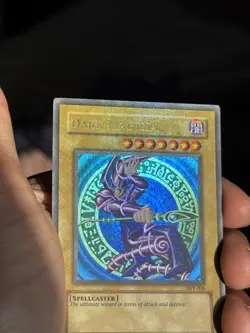 Dark Magician SDY-006 Starter Deck Yugi Unlimited Holo Bleed Misprint Error - Image 2