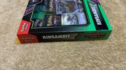 POKEMON TCG SHROUDED FABLE KINGAMBIT ILLUSTRATION COLLECTION BOX - NEW & SEALED - Image 3