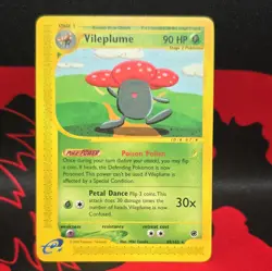 Pokemon TCG Vileplume 069/165 Expedition Base Set Rare 90 HP Stage 2 Regular - Image 1