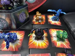 Spin Master Bakugan Brawlers Figures Cards Playmat Tin - Image 5