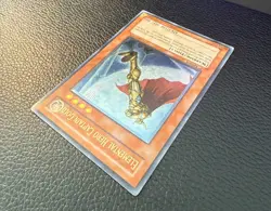 YUGIOH ELEMENTAL HERO CAPTAIN GOLD ULTIMATE RARE 1ST EDITION FOTB-EN014 LP - Image 4