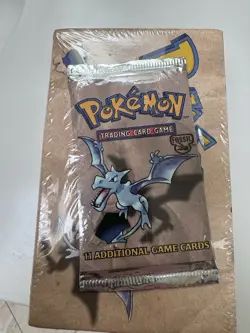 Pokemon Fossil Card Box Wizards of the Coast 1999 Trading Card Game With Pack - Image 5