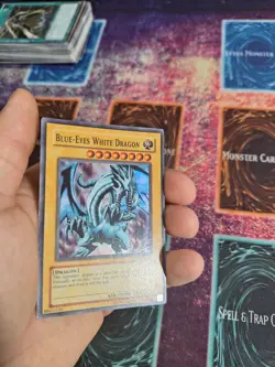 Yu-Gi-Oh! TCG Blue-Eyes White Dragon SKE-001 Super Rare Unlimited MP a1/ - Image 5