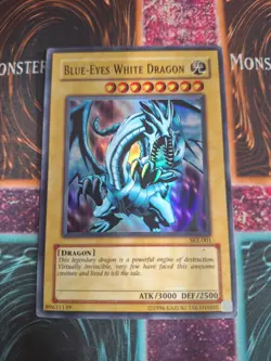 Yu-Gi-Oh! TCG Blue-Eyes White Dragon SKE-001 Super Rare Unlimited MP - Image 1