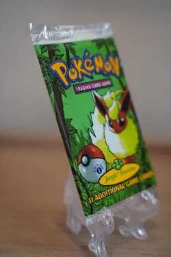 Pokemon 1999 Jungle 1st Edition Booster Pack Flareon Vintage WOTC Sealed - Image 4