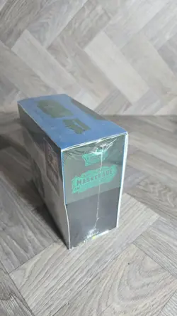 Pokemon TCG “Karmesin & Purpur – Maskerade im Zwielicht” Top Trainer Box - Image 4