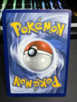 Pikachu 028/078 Pokemon GO Reverse Holo MP - Image 2