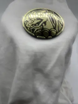 Official Pokemon Coin Charizard Flipping Coin TCG metalic - Image 2