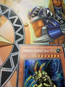 Yugioh! Perfectly Ultimate Great Moth Prismatic Secret Rare - TSC-001 - Englisch - Image 2