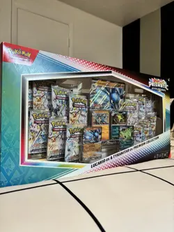 Pokemon Lucario Ex & Tyranitar Ex Premium Collection - Image 1