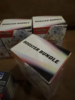 Pokemon TCG Scarlet & Violet Prismatic Evolutions Booster Bundle Sealed Lot of 5 - Image 2