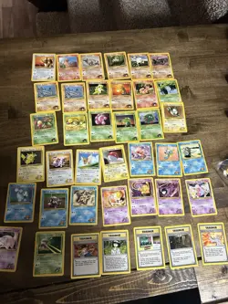 Pokemon wotc vintage Gym Heroes 100 card Lot 1st edition 20+ Holos Near Complete - Image 4