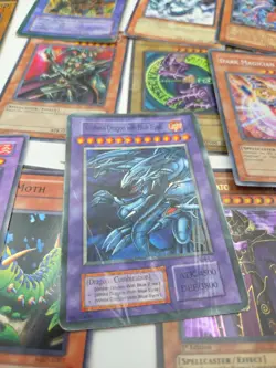 Yu-Gi-Oh! TCG Card Lot Vintage Various Conditions - Image 2
