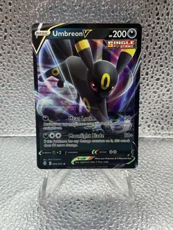Pokemon TCG Evolving Skies Ultra Rare Umbreon v 94/203 Mint Condition - Image 1