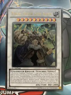 Yu-Gi-Oh! Thor, Herr der Asen STOR-DE038 Ultimate Rare 1. Auflage Deutsch NM - Image 1