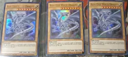 3x BLUE-EYES WHITE DRAGON MVP1 ULTRA RARE LIMITED NM YUGIOH PLAYSET - Image 1